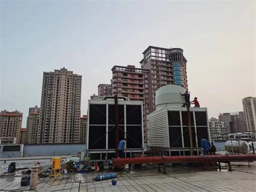 提高冷卻塔的制冷效果的快速方法,制冷主機(jī)與冷卻塔