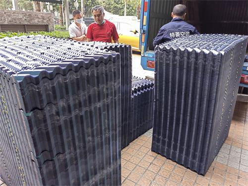 使用節(jié)能冷卻塔能有哪些實(shí)際效益
